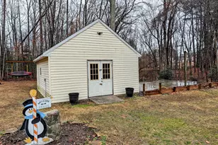 23209 Colton Point Rd, Avenue, MD 20609 - Photo 21