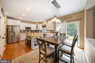 18747 Vernon Ct, Drayden, MD 20630 - Photo 17