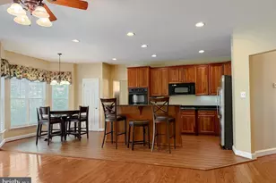 23423 Canna Ct, California, MD 20619 - Photo 19