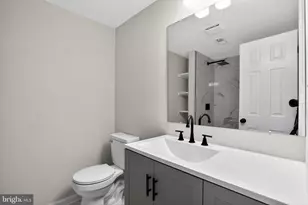 39591 Mason Dr, Mechanicsville, MD 20659 - Photo 9