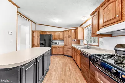 18690 Saint Jeromes Neck Road, Dameron, MD 20628 - Photo 9