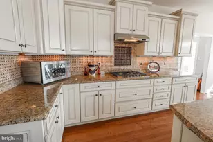 24541 Broad Creek Dr, Hollywood, MD 20636 - Photo 15