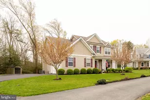 23711 Gambrel Oak Ct, California, MD 20619 - Photo 5