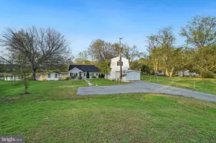 37526 River Springs Rd, Avenue, MD 20609 - Photo 43