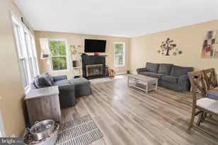 23358 Black Oak Ct, California, MD 20619 - Photo 3