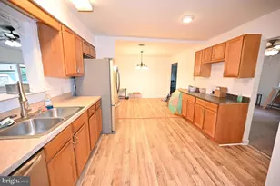 40070 Beach Dr, Mechanicsville, MD 20659 - Photo 5