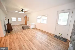 40070 Beach Dr, Mechanicsville, MD 20659 - Photo 55