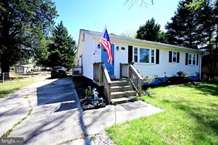 40070 Beach Dr, Mechanicsville, MD 20659 - Photo 3