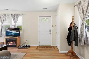 29884 Rooftop Cir, Mechanicsville, MD 20659 - Photo 17