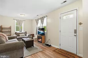29884 Rooftop Cir, Mechanicsville, MD 20659 - Photo 5