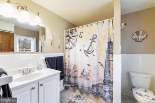23690 W Patuxent Beach Rd, California, MD 20619 - Photo 25