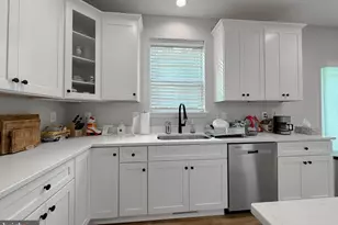 22030 Victorian Dr, California, MD 20619 - Photo 7