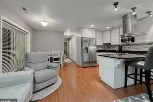 23242 Chestnut Oak Ct, California, MD 20619 - Photo 11