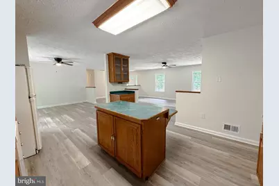 39655 Persimmon Creek Road, Mechanicsville, MD 20659 - Photo 11