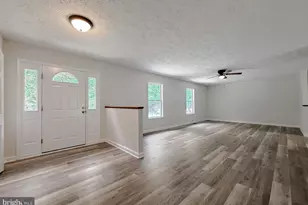 39655 Persimmon Creek Rd, Mechanicsville, MD 20659 - Photo 3