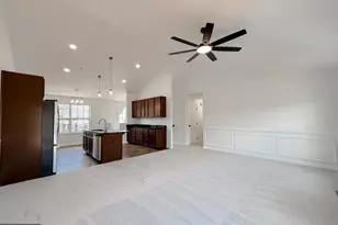 21096 Lizson Ct, California, MD 20619 - Photo 5