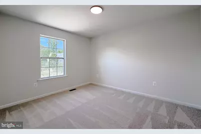 21096 Lizson Court, California, MD 20619 - Photo 17