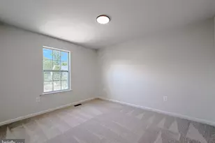 21096 Lizson Ct, California, MD 20619 - Photo 17