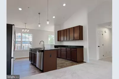 21096 Lizson Court, California, MD 20619 - Photo 7