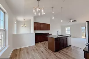 21096 Lizson Ct, California, MD 20619 - Photo 11