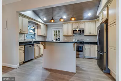 28055 Old Village Road, Mechanicsville, MD 20659 - Photo 9
