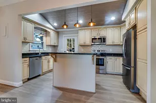 28055 Old Village Rd, Mechanicsville, MD 20659 - Photo 9