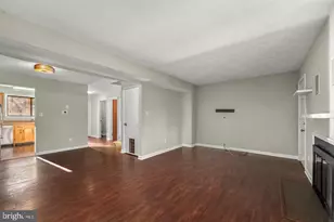 23348 Red Oak Ct, California, MD 20619 - Photo 7