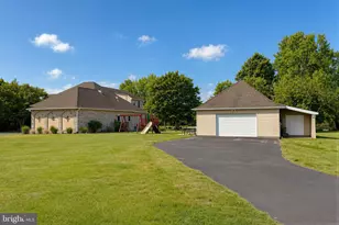21045 Oakland Hall Rd, Avenue, MD 20609 - Photo 7