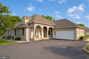 21045 Oakland Hall Rd, Avenue, MD 20609 - Photo 3