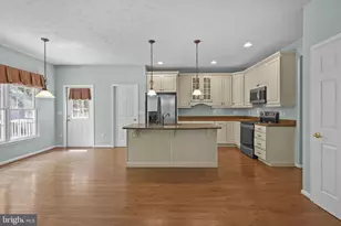 23134 Clover Ridge Ln, California, MD 20619 - Photo 5