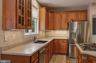 23455 Canna Ct, California, MD 20619 - Photo 11
