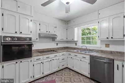 30235 Huntt Road, Mechanicsville, MD 20659 - Photo 21