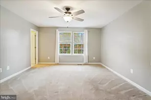 23123 Azalea Ln, California, MD 20619 - Photo 19