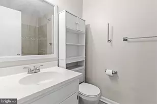 23358 Red Oak Ct, California, MD 20619 - Photo 17