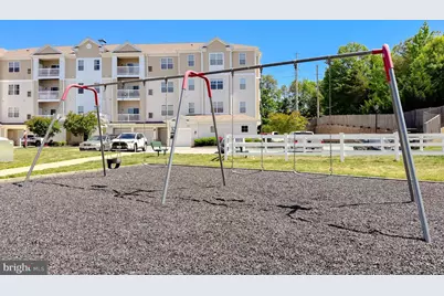 23520 F D R Boulevard #202, California, MD 20619 - Photo 35