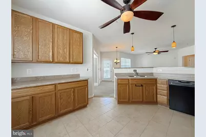 23520 F D R Boulevard #202, California, MD 20619 - Photo 17