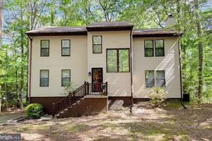 23294 Holly Hill Ln, California, MD 20619 - Photo 1