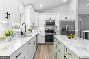 25826 S Sandgates Rd, Mechanicsville, MD 20659 - Photo 11
