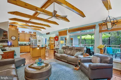 23083 Barberry Lane, California, MD 20619 - Photo 9