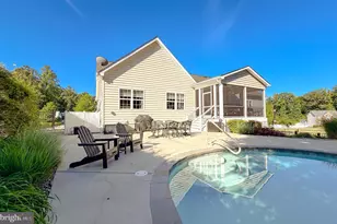 39815 Grandview Haven Dr, Mechanicsville, MD 20659 - Photo 11