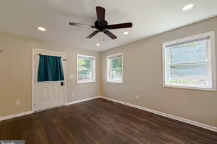 31370 Point Lookout Rd, Mechanicsville, MD 20659 - Photo 15