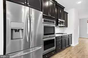 22946 Mountain Laurel Ln, California, MD 20619 - Photo 9