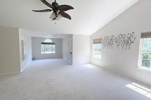 23063 Pembrook Dr, Hollywood, MD 20636 - Photo 17