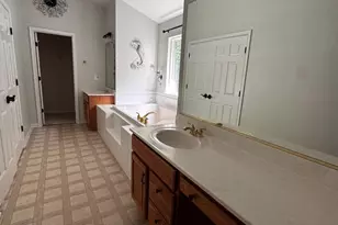 23063 Pembrook Dr, Hollywood, MD 20636 - Photo 19