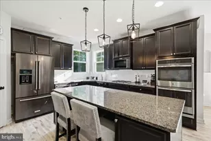 23685 Riverwood Way, California, MD 20619 - Photo 11