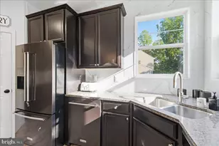23685 Riverwood Way, California, MD 20619 - Photo 17