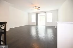 23048 Mountain Laurel Ln, California, MD 20619 - Photo 3