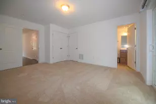 23048 Mountain Laurel Ln, California, MD 20619 - Photo 7