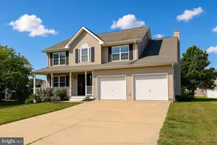 22137 Goldenrod Dr, Great Mills, MD 20634 - Photo 3