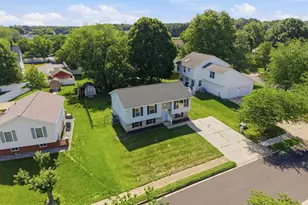 22060 Caravel Ct, Great Mills, MD 20634 - Photo 3